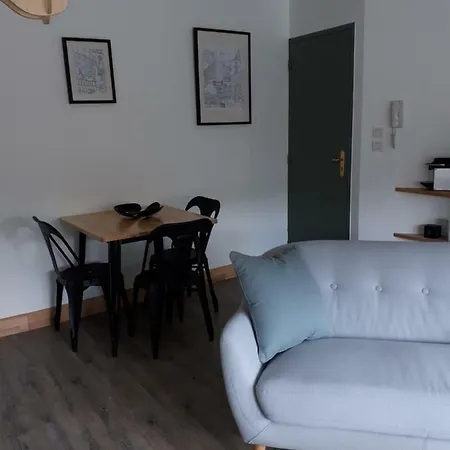 Apartment Un En Niort